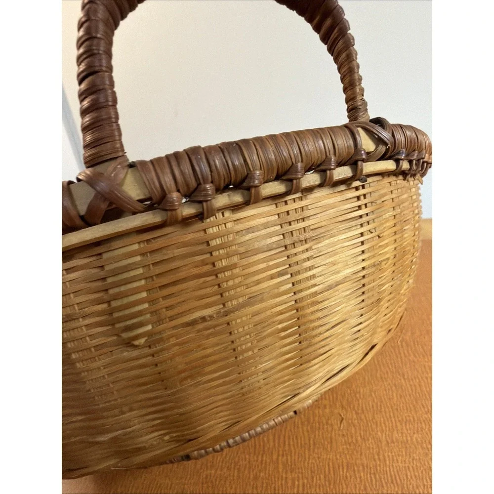 Vintage Round Natural Brown Wood Woven Wicker 2 Handles Basket 12